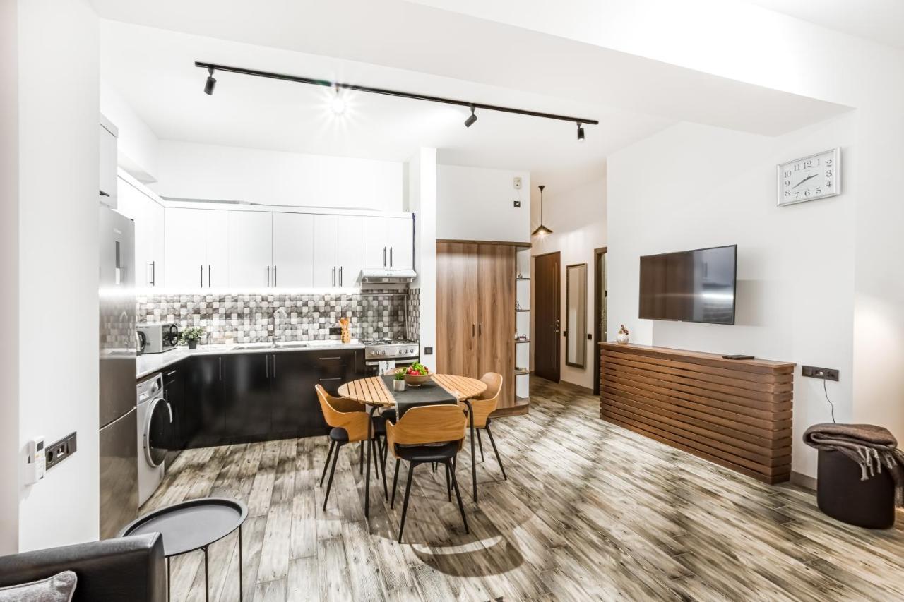 Hotelise I Gin Apartment Yerevan Exterior photo