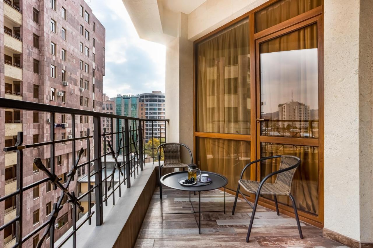 Hotelise I Gin Apartment Yerevan Exterior photo
