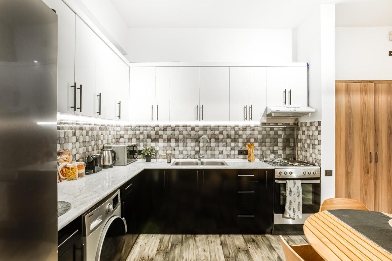 Hotelise I Gin Apartment Yerevan Exterior photo